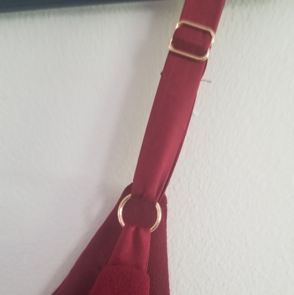 Red Dress - Picture 6 of 7